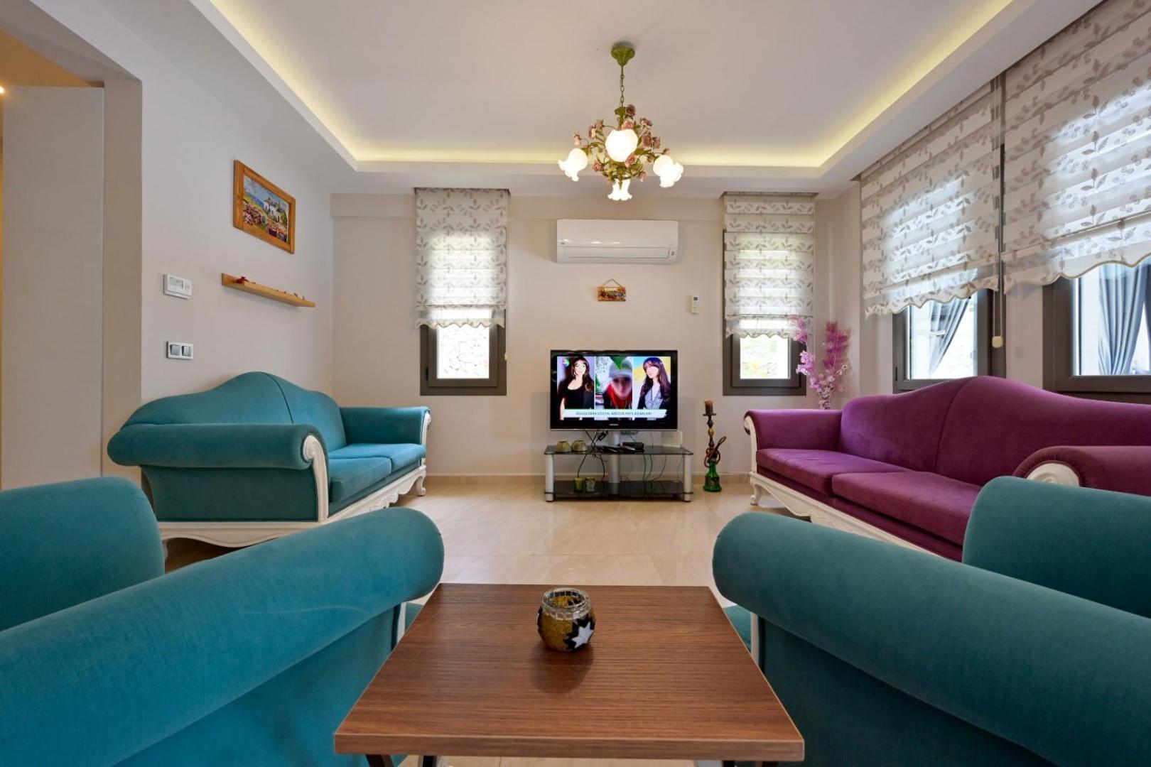 Lorenzo- 4 Bedroom Holiday Villa In Hisaronu 费特希耶 外观 照片