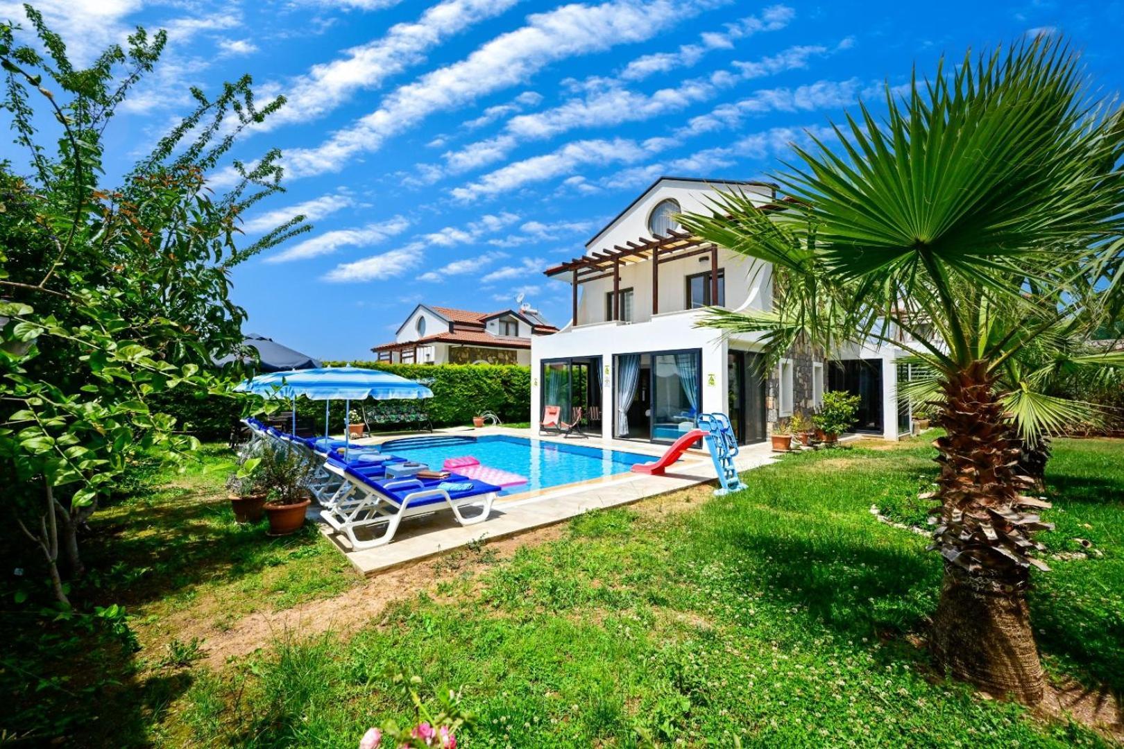 Lorenzo- 4 Bedroom Holiday Villa In Hisaronu 费特希耶 外观 照片